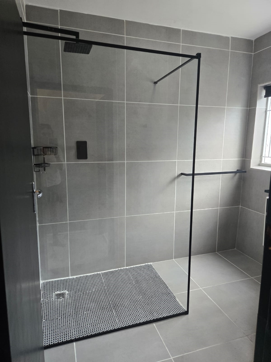 To Let 2 Bedroom Property for Rent in Kenilworth Western Cape